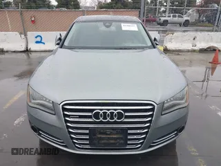 2012 Audi A8 z VIN WAURVAFD5CN008320, wystawiony jako IAAI lot #41508237 z przebiegiem 183 398 mil mil oraz . Historia ofert i sprzedaży dostępna na DreamBid. Obrazek 12.