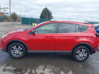 2016 Toyota RAV4 LE with VIN JTMBFREV2GJ097058, listed as a IAAI auction lot 41720372 with 118,606 mi miles. Bid and sale history available at carsss.com. Image 15.