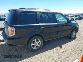 2008 Honda Pilot EX-L with VIN 5FNYF18598B027783, listed as a IAAI auction lot 41872532 with 225,562 mi miles. Bid and sale history available at carsss.com. Image 4.