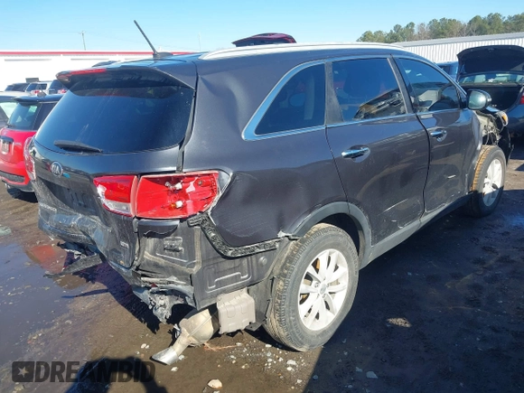 2016 Kia Sorento LX with VIN 5XYPG4A3XGG168713, listed as a IAAI auction lot 41632177 with 108,516 mi miles. Bid and sale history available at carsss.com. Image 4.