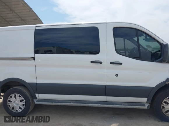 2018 Ford Transit with VIN 1FTYR1YM1JKA98581, listed as a IAAI auction lot 41941407 with 98,543 mi miles and . Bid and sale history available at carsss.com. Image 14.