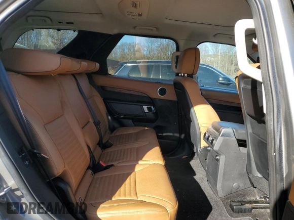 2018 Land Rover Discovery HSE Luxury with VIN SALRT2RV0JA067596, listed as a Copart auction lot 89274415 with 103,765 mi miles and Clean Title. Bid and sale history available at DreamBid. Image 11.