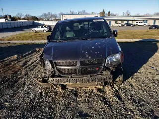 2017 Dodge Grand Caravan GT with VIN 2C4RDGEG5HR698276, listed as a Copart auction lot 88473135 with 134,434 mi miles and Salvage Title. Bid and sale history available at DreamBid. Image 12.