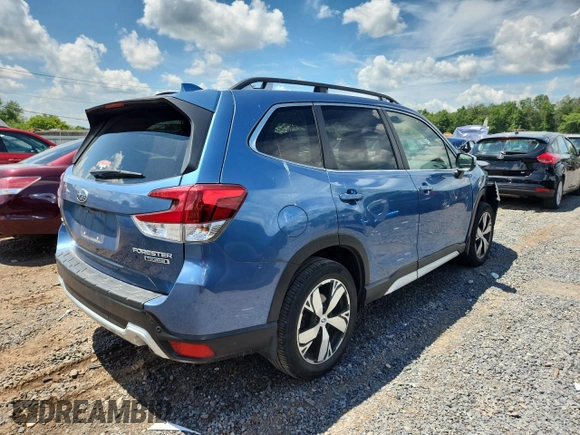 2020 Subaru Forester Touring with VIN JF2SKAXC3LH421386, listed as a Copart auction lot 63639205 with 38,559 mi miles and Salvage title. Bid and sale history available at DreamBid. Image 3.