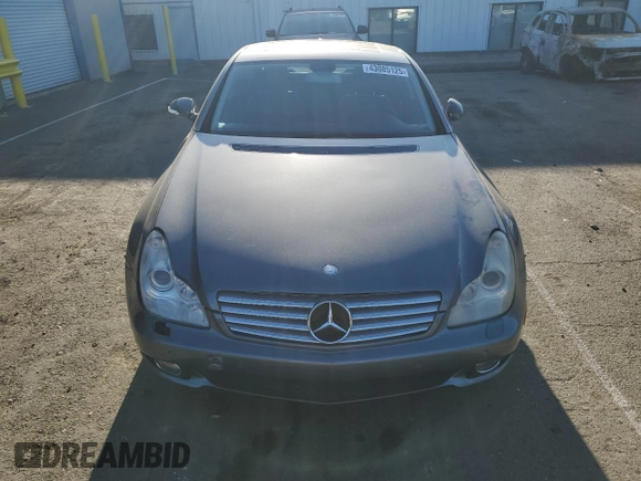 2008 Mercedes-Benz CLS 550 with VIN WDDDJ72X78A127146, listed as a Copart auction lot 43085125 with 162,953 mi miles and Non repairable. Bid and sale history available at DreamBid. Image 5.