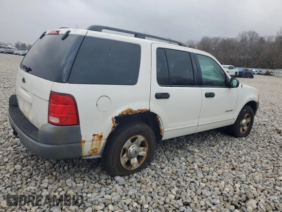2002 Ford Explorer XLS with VIN 1FMZU72KX2ZC81401, listed as a Copart auction lot 81810034 with 103,291 mi miles and Clean title. Bid and sale history available at DreamBid. Image 3.