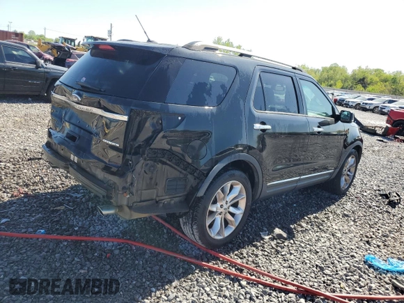 2014 Ford Explorer XLT with VIN 1FM5K7D80EGB33070, listed as a Copart auction lot 52515685 with 163,224 mi miles and Salvage Title. Bid and sale history available at carsss.com. Image 3.