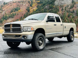 2005 Dodge Ram 2500 SLT with VIN 3D7KS28C75G782335, listed as a Copart auction lot 80124264 with 275,117 mi miles and Salvage Title. Bid and sale history available at carsss.com. Image 2.