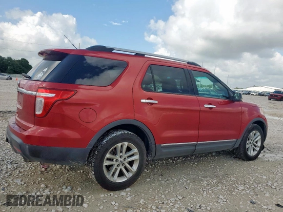 2011 Ford Explorer XLT with VIN 1FMHK7D86BGA21494, listed as a Copart auction lot 63643385 with 318,455 mi miles and Clean title. Bid and sale history available at DreamBid. Image 3.