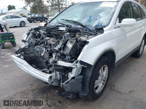 2011 Honda CR-V EX-L with VIN JHLRE3H78BC008833, listed as a IAAI auction lot 41776734 with 145,216 mi miles. Bid and sale history available at carsss.com. Image 6.