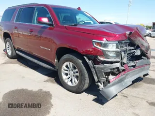 2019 Chevrolet Suburban LT with VIN 1GNSKHKC3KR298509, listed as a IAAI auction lot 42008133 with 101,253 mi miles. Bid and sale history available at carsss.com. Image 1.