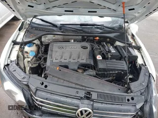 2013 Volkswagen Passat SEL Premium с VIN 1VWCN7A36DC046109, выставлен на аукционе IAAI как лот 42147929 с пробегом 129 591 миль миль и . История ставок и продаж доступна на DreamBid. Изображение 10.