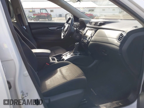 2019 Nissan Rogue SL with VIN 5N1AT2MV9KC784379, listed as a IAAI auction lot 41532650 with 99,338 mi miles and . Bid and sale history available at carsss.com. Image 5.