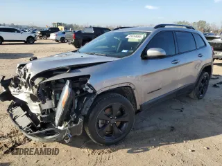 2018 Jeep Cherokee Latitude with VIN 1C4PJLCB8JD553225, listed as a Copart auction lot 45554685 with 81,331 mi miles and Salvage Title. Bid and sale history available at carsss.com. Image 1.