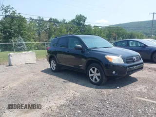 2008 Toyota RAV4 Limited z VIN JTMBK31V586048195, wystawiony jako IAAI lot #42866795 z przebiegiem 200 668 mil mil oraz . Historia ofert i sprzedaży dostępna na DreamBid. Obrazek 1.