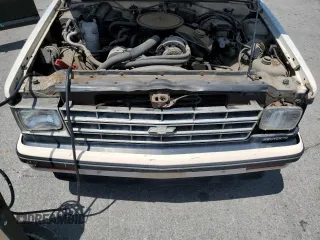 1985 Chevrolet Blazer с VIN 1G8CT18B5F8156619, выставлен на аукционе Copart как лот 61977745 с пробегом 22 993 миль миль и Чистый • Clean title. История ставок и продаж доступна на DreamBid. Изображение 12.