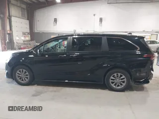 2023 Toyota Sienna XLE z VIN 5TDYRKEC5PS148076, wystawiony jako IAAI lot #42154673 z przebiegiem 169 197 mil mil oraz . Historia ofert i sprzedaży dostępna na DreamBid. Obrazek 14.