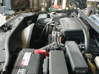 2007 Jeep Commander Sport с VIN 1J8HG48KX7C550223, выставлен на аукционе IAAI как лот 43299002 с пробегом 139 941 миль миль и . История ставок и продаж доступна на DreamBid. Изображение 18.