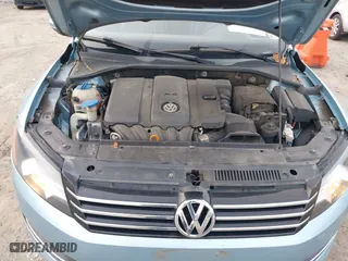 2012 Volkswagen Passat SE with VIN 1VWBH7A38CC095135, listed as a IAAI auction lot 41342748 with 229,365 mi miles. Bid and sale history available at carsss.com. Image 10.