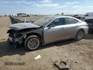 2019 Lexus ES 300h with VIN JTHB21B14K2031336, listed as a Copart auction lot 63845915 with 47,138 mi miles and Salvage title. Bid and sale history available at DreamBid. Image 1.