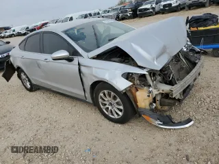 2016 Ford Fusion S with VIN 3FA6P0G76GR302613, listed as a Copart auction lot 82446384 with Not provided miles and Salvage title. Bid and sale history available at DreamBid. Image 4.