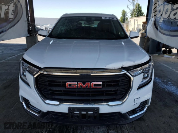 2024 GMC Terrain SLE with VIN 3GKALMEG9RL349154, listed as a Copart auction lot 63334715 with 25,151 mi miles and Salvage title. Bid and sale history available at DreamBid. Image 5.