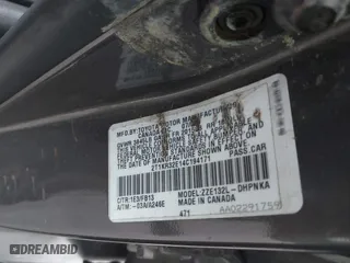 2004 Toyota Matrix Std with VIN 2T1KR32E14C194171, listed as a IAAI auction lot 42059685 with 299,999 mi miles. Bid and sale history available at carsss.com. Image 9.