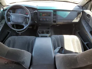 2001 Dodge Dakota z VIN 1B7GG2AZ41S152288, wystawiony jako Copart lot #59952635 z przebiegiem 167 721 mil mil oraz Czysty tytuł • Clean title. Historia ofert i sprzedaży dostępna na DreamBid. Obrazek 8.