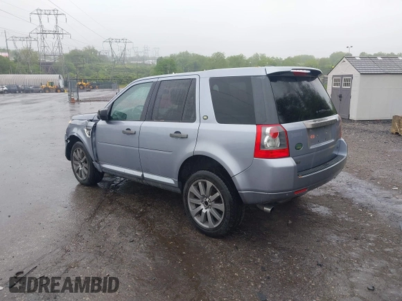 2008 Land Rover LR2 HSE with VIN SALFT24N48H098359, listed as a IAAI auction lot 42123864 with 131,551 mi miles and . Bid and sale history available at DreamBid. Image 3.