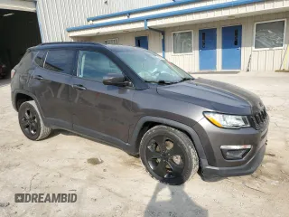 2018 Jeep Compass Altitude with VIN 3C4NJDBB8JT433658, listed as a Copart auction lot 48886815 with Not Provided miles and Salvage Title. Bid and sale history available at carsss.com. Image 4.