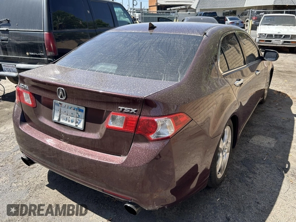 2009 Acura TSX z VIN JH4CU26609C035625, wystawiony jako IAAI lot #42440264 z przebiegiem 115 861 mil mil oraz . Historia ofert i sprzedaży dostępna na DreamBid. Obrazek 4.
