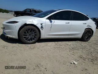 2025 Tesla Model 3 Long Range z VIN 5YJ3E1EA8SF934661, wystawiony jako Copart lot #61469155 z przebiegiem 8 068 mil mil oraz Szkoda całkowita • Salvage title. Historia ofert i sprzedaży dostępna na DreamBid. Obrazek 1.