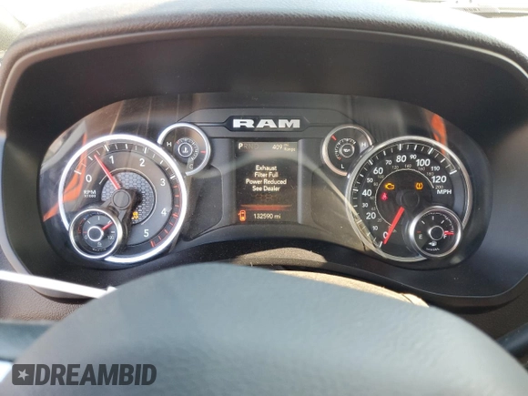 2022 Ram 2500 Big Horn z VIN 3C6UR5DL3NG322697, wystawiony jako Copart lot #55618875 z przebiegiem 132 590 mil mil oraz Czysty tytuł • Clean title. Historia ofert i sprzedaży dostępna na DreamBid. Obrazek 9.