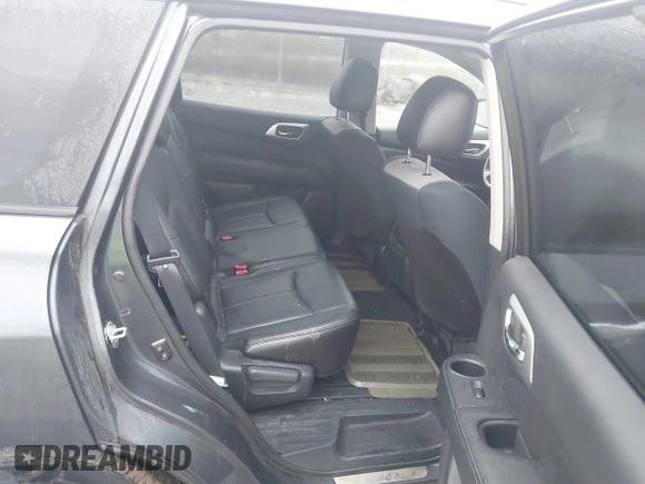2014 Nissan Pathfinder SV with VIN 5N1AR2MM2EC607490, listed as a IAAI auction lot 42015773 with 139,905 mi miles. Bid and sale history available at carsss.com. Image 8.