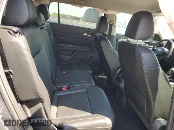 2018 Volkswagen Atlas SE with VIN 1V2CR2CA7JC563628, listed as a Copart auction lot 53817815 with 128,292 mi miles and Salvage title. Bid and sale history available at DreamBid. Image 11.