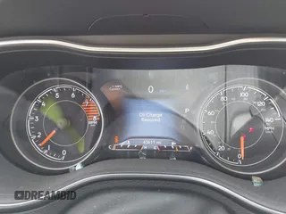 2022 Jeep Cherokee Trailhawk with VIN 1C4PJMBX4ND536592, listed as a IAAI auction lot 41792322 with 43,611 mi miles and . Bid and sale history available at DreamBid. Image 7.