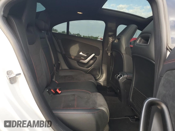 2023 Mercedes-Benz CLA 35 AMG z VIN W1K5J5BB0PN408872, wystawiony jako Copart lot #74823254 z przebiegiem 12 063 mil mil oraz Szkoda całkowita • Salvage title. Historia ofert i sprzedaży dostępna na DreamBid. Obrazek 10.