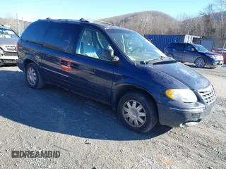 2006 Chrysler Town & Country LWB Limited with VIN 2A8GP64L36R775188, listed as a IAAI auction lot 41281609 with 253,799 mi miles. Bid and sale history available at carsss.com. Image 1.