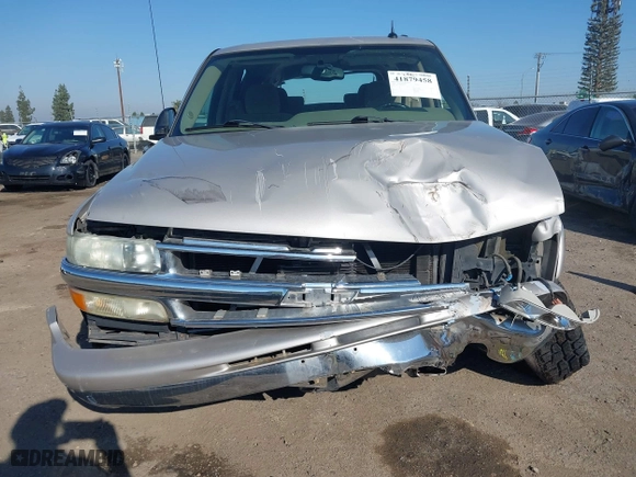 2004 Chevrolet Tahoe LS with VIN 1GNEC13T64J282970, listed as a IAAI auction lot 41879458 with 205,952 mi miles. Bid and sale history available at carsss.com. Image 12.