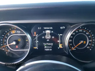 2022 Jeep Wrangler Unlimited Sport S z VIN 1C4HJXDN7NW183867, wystawiony jako Copart lot #81642054 z przebiegiem 73 203 mil mil oraz Szkoda całkowita • Salvage title. Historia ofert i sprzedaży dostępna na DreamBid. Obrazek 9.
