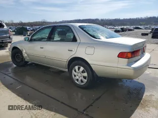 2000 Toyota Camry CE with VIN JT2BG22K9Y0520572, listed as a Copart auction lot 51062815 with 130,878 mi miles and Salvage Title. Bid and sale history available at DreamBid. Image 2.