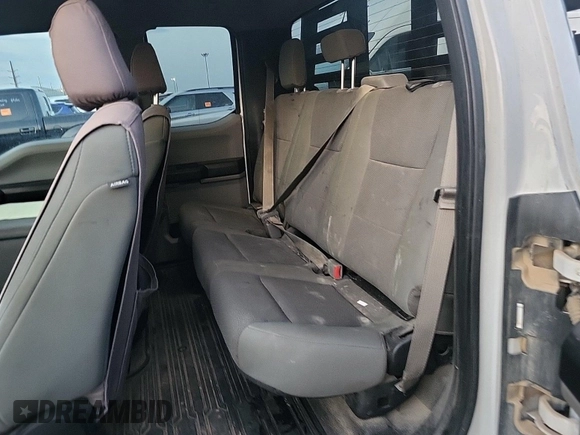 2017 Ford F-350 with VIN 1FT7X3B62HEE09676, listed as a IAAI auction lot 42727709 with 154,269 mi miles and . Bid and sale history available at DreamBid. Image 7.