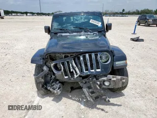 2020 Jeep Gladiator Overland with VIN 1C6HJTFG9LL217966, listed as a Copart auction lot 59424545 with 61,407 mi miles and Salvage title. Bid and sale history available at DreamBid. Image 5.