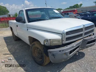 2001 Dodge 1500 Work Special z VIN 1B7HC16X61S748097, wystawiony jako IAAI lot #42156114 z przebiegiem 232 315 mil mil oraz . Historia ofert i sprzedaży dostępna na DreamBid. Obrazek 1.