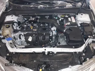 2014 Lincoln MKZ with VIN 3LN6L2J92ER836146, listed as a IAAI auction lot 41583343 with 130,613 mi miles. Bid and sale history available at carsss.com. Image 10.