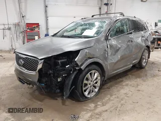 2018 Kia Sorento SX with VIN 5XYPKDA54JG390445, listed as a IAAI auction lot 41755347 with 147,691 mi miles and . Bid and sale history available at carsss.com. Image 18.