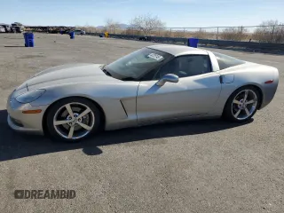 2008 Chevrolet Corvette with VIN 1G1YY26W785109713, listed as a Copart auction lot 44725745 with 134,565 mi miles and Salvage Title. Bid and sale history available at carsss.com. Image 1.