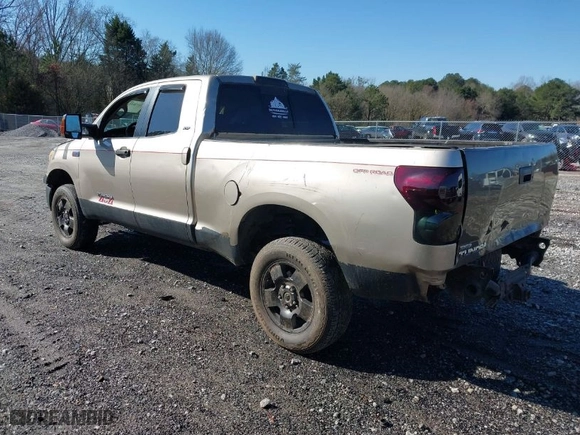 2007 Toyota Tundra SR5 with VIN 5TFRV54107X012529, listed as a IAAI auction lot 41738182 with 313,910 mi miles. Bid and sale history available at carsss.com. Image 3.