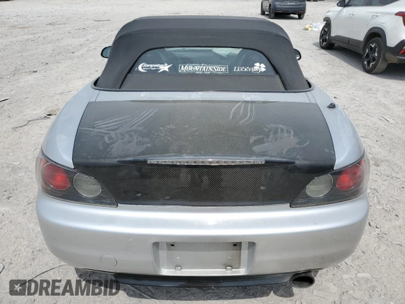 2002 Honda S2000 z VIN JHMAP11472T005753, wystawiony jako Copart lot #54002225 z przebiegiem 156 893 mil mil oraz Czysty tytuł • Clean title. Historia ofert i sprzedaży dostępna na DreamBid. Obrazek 6.