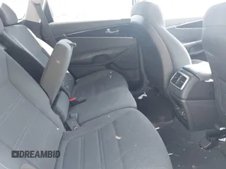 2018 Kia Sorento LX with VIN 5XYPG4A50JG350705, listed as a IAAI auction lot 41537305 with 82,346 mi miles and . Bid and sale history available at DreamBid. Image 8.